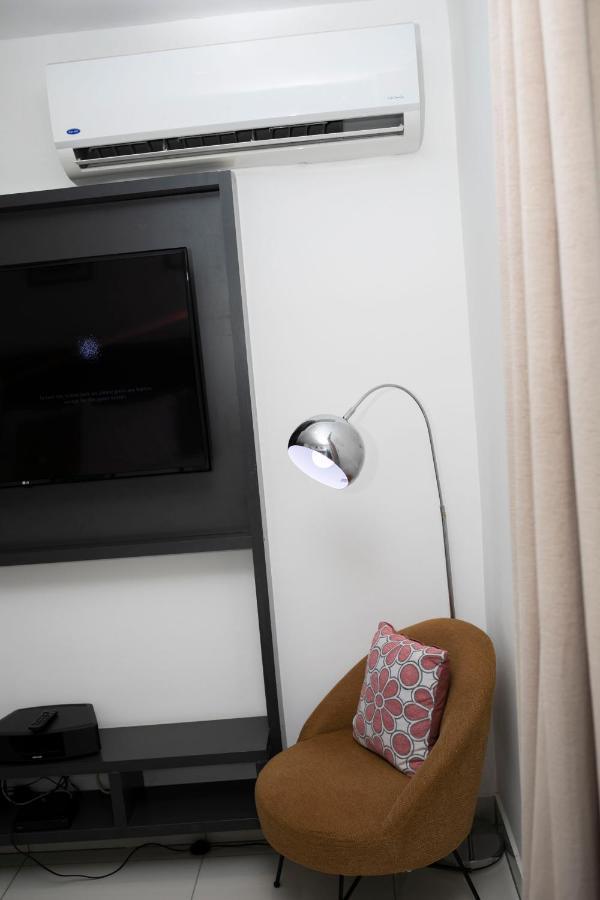Accra Comfy Studio At Embassy Gardens Cantonments Eksteriør billede