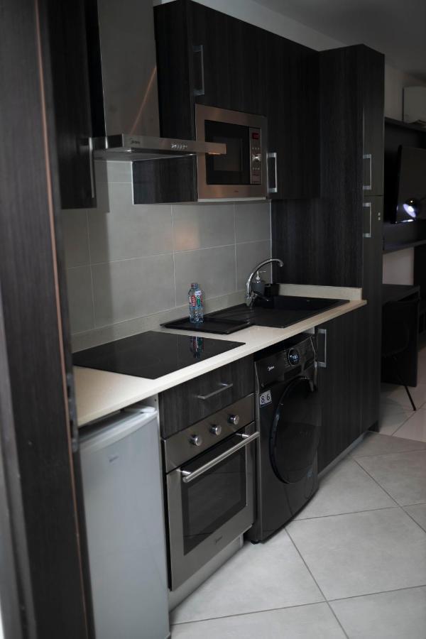 Accra Comfy Studio At Embassy Gardens Cantonments Eksteriør billede