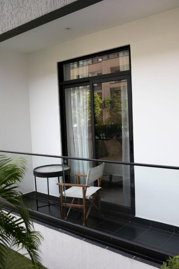 Accra Comfy Studio At Embassy Gardens Cantonments Eksteriør billede