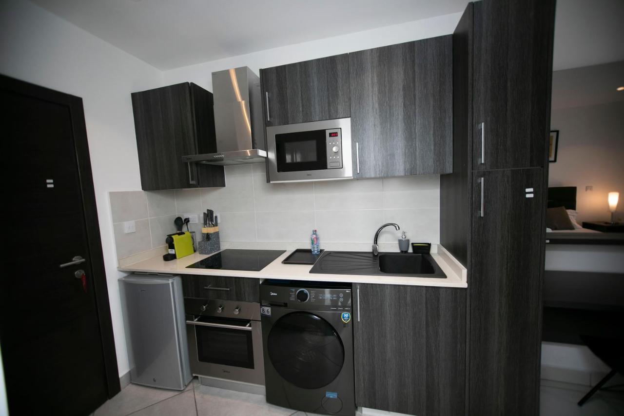 Accra Comfy Studio At Embassy Gardens Cantonments Eksteriør billede